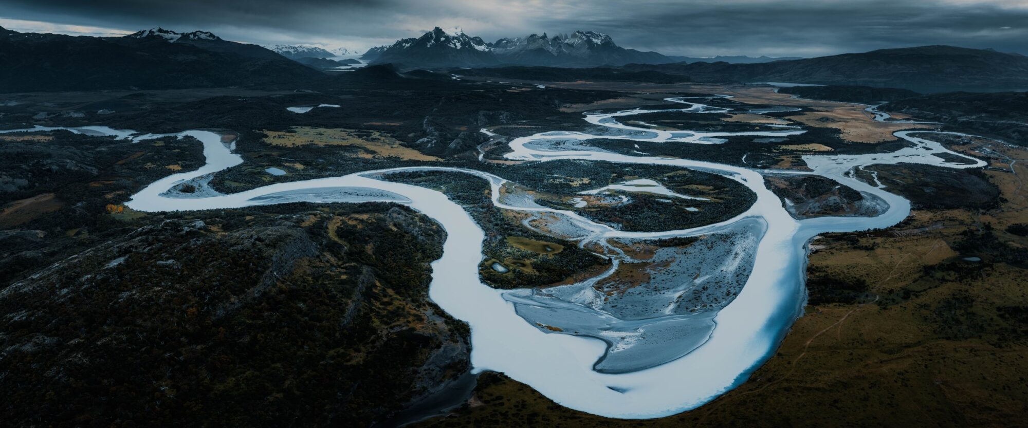 The Río Serrano from the air