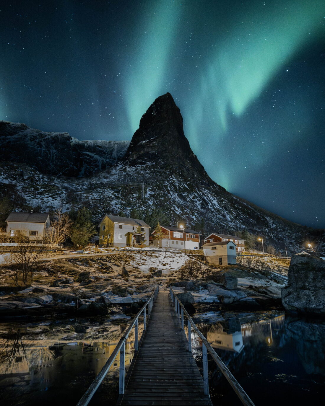 Aurora over the footbridge